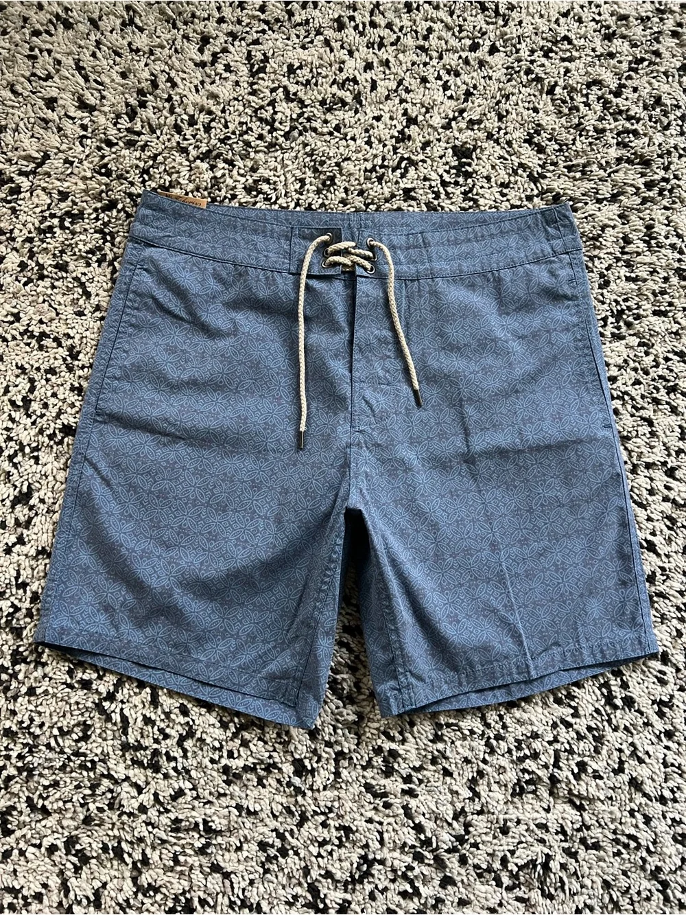 Faherty Biarritz Board Shorts Blue 7” Inseam Tie Waist Quick Dry Men’s Size 32